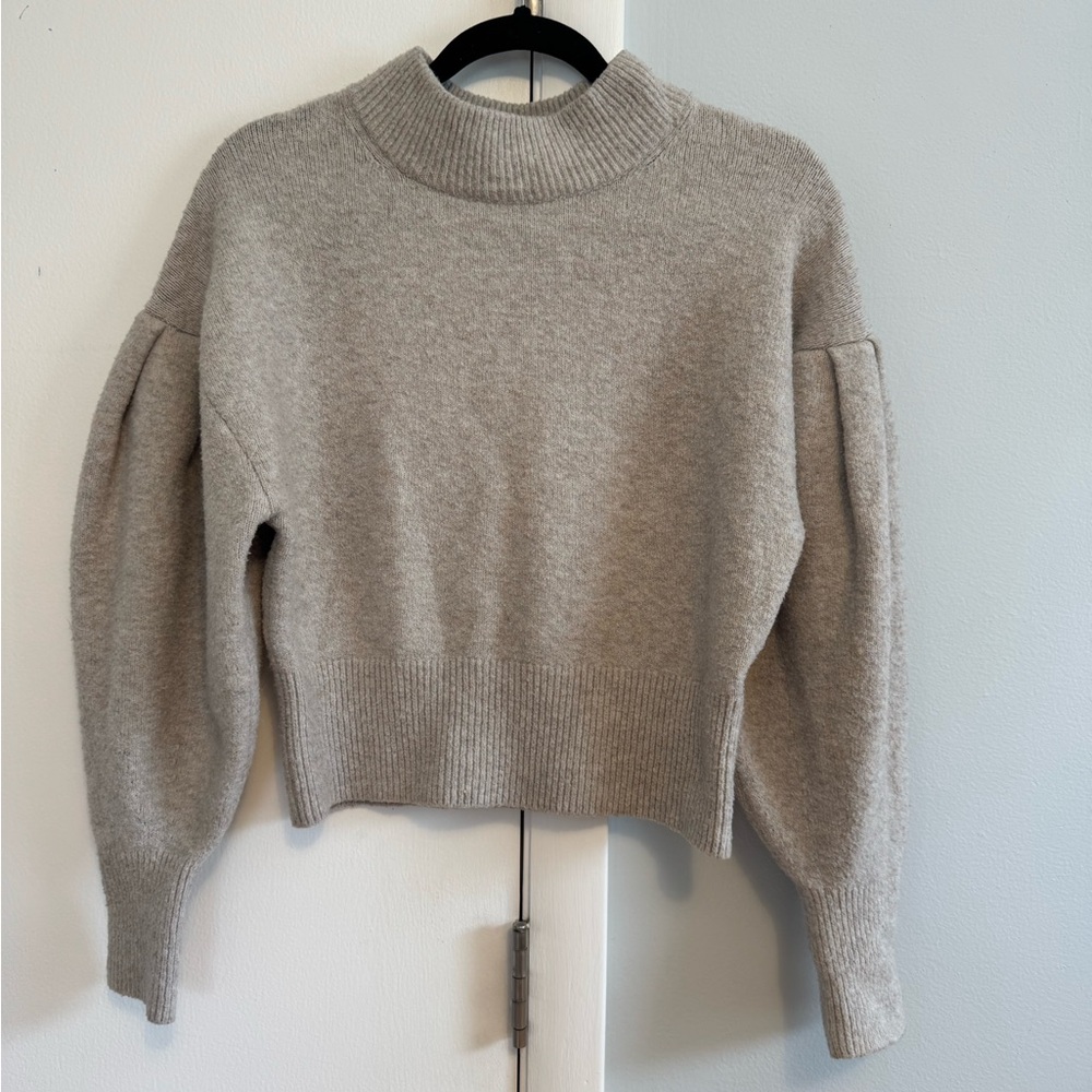 H&M tan women’s sweater. Size XS